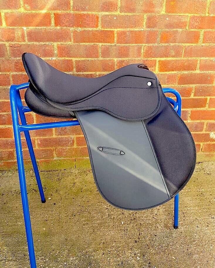 Super-comfy Deeper seat GP Saddle Synthetic CHANGEABLE GULLET SIZE 16.5" SALE 